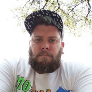 Meet your Posher, Chris